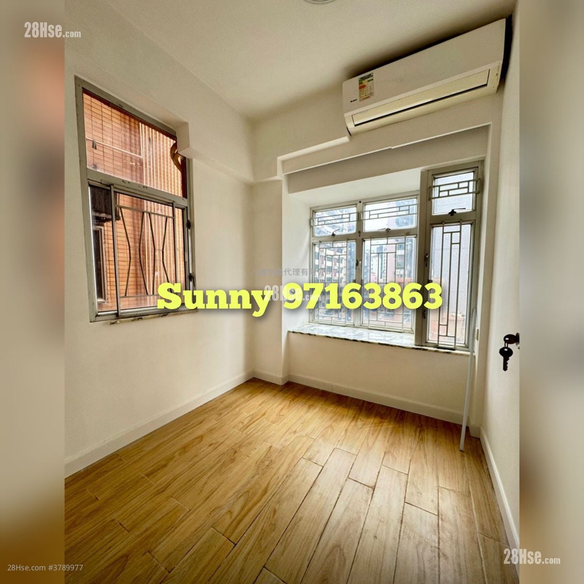 Hung Wai Building Sell 2 Bedrooms , 1 Bathroom 306 ft²