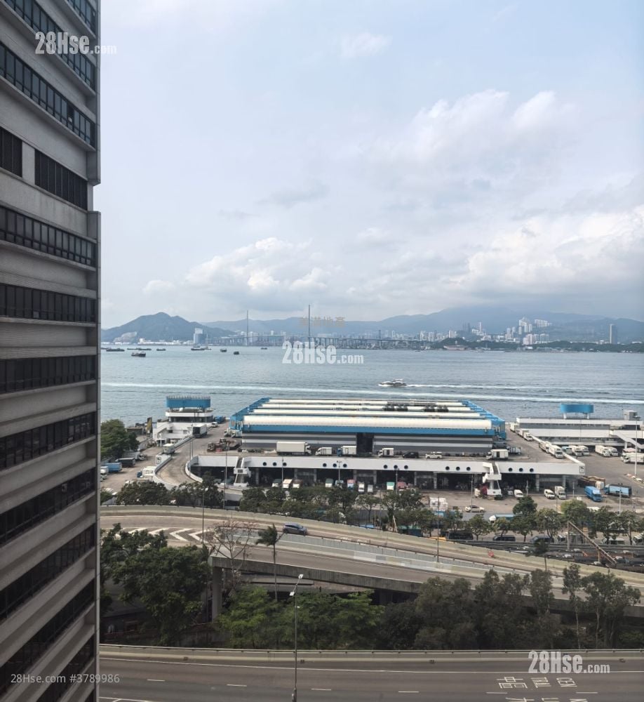 Lun Fung Court Sell 2 Bedrooms , 1 Bathroom