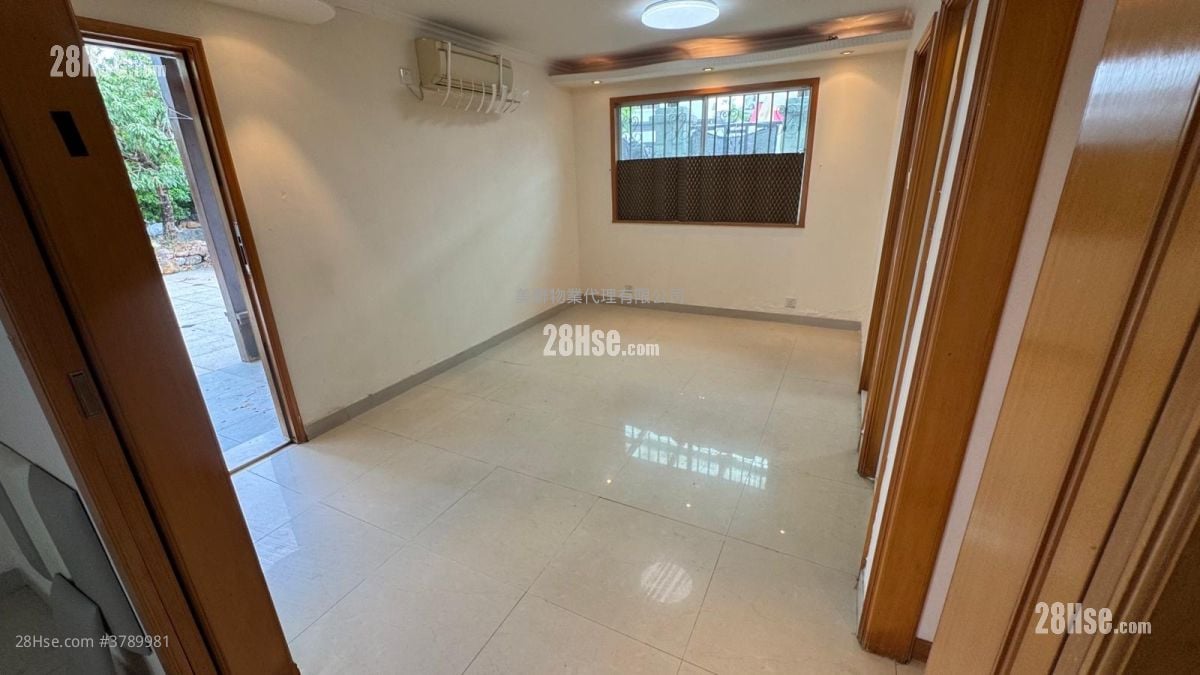 Fairview Park Sell 3 Bedrooms 950 ft²