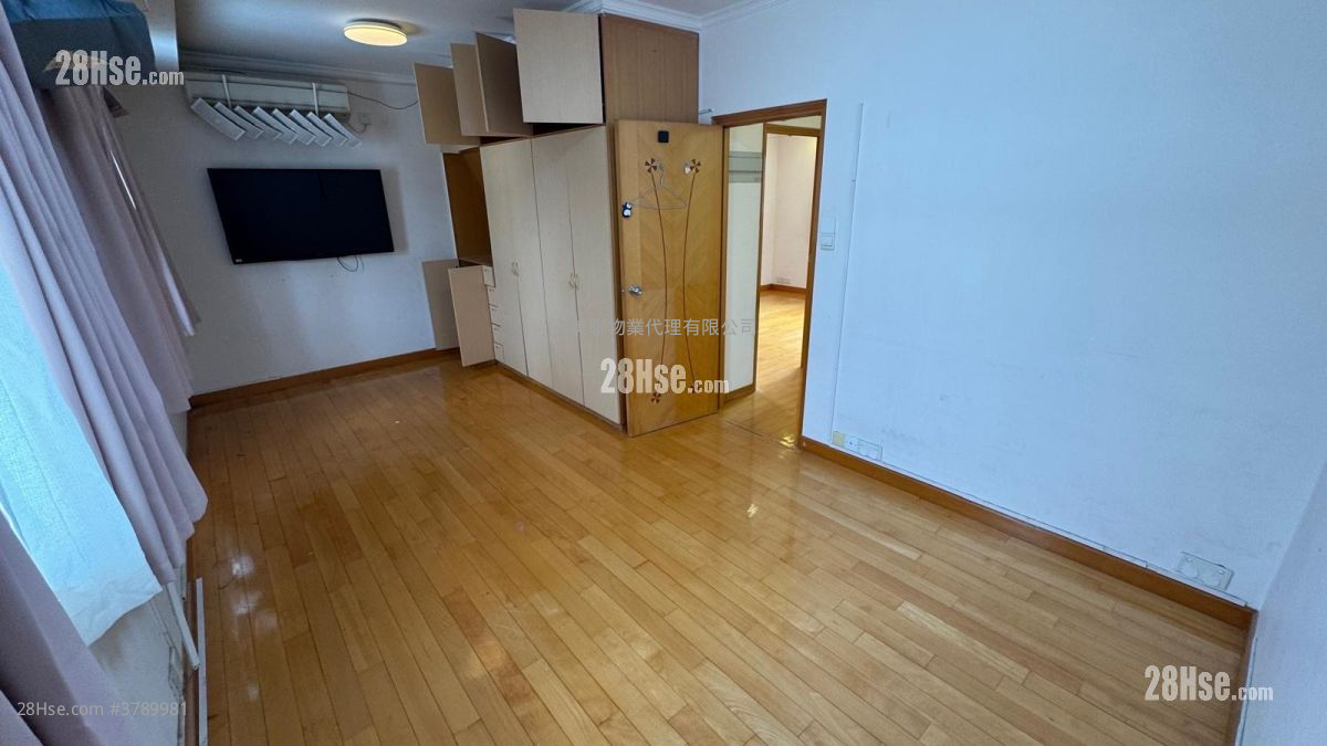 Fairview Park Sell 3 Bedrooms 950 ft²