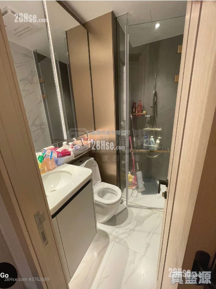 One Innovale Sell 1 Bedroom , 1 Bathroom 295 ft²