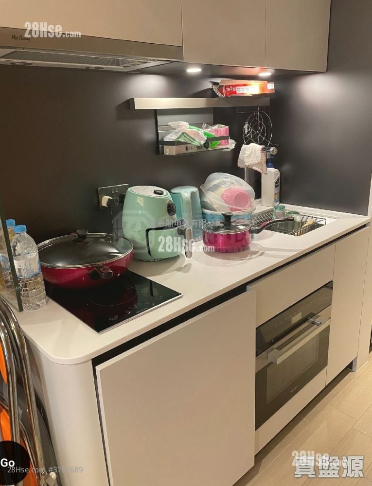 One Innovale Sell 1 Bedroom , 1 Bathroom 295 ft²