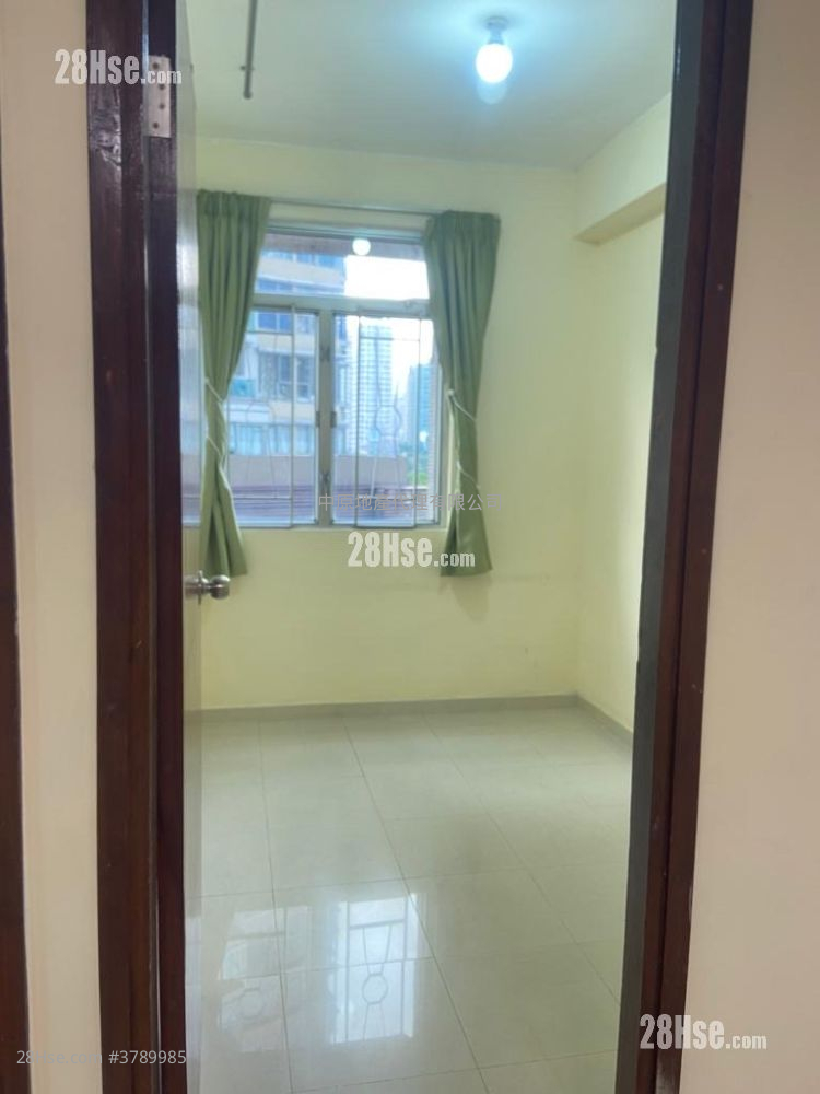 Plover Cove Garden Sell 2 Bedrooms 343 ft²