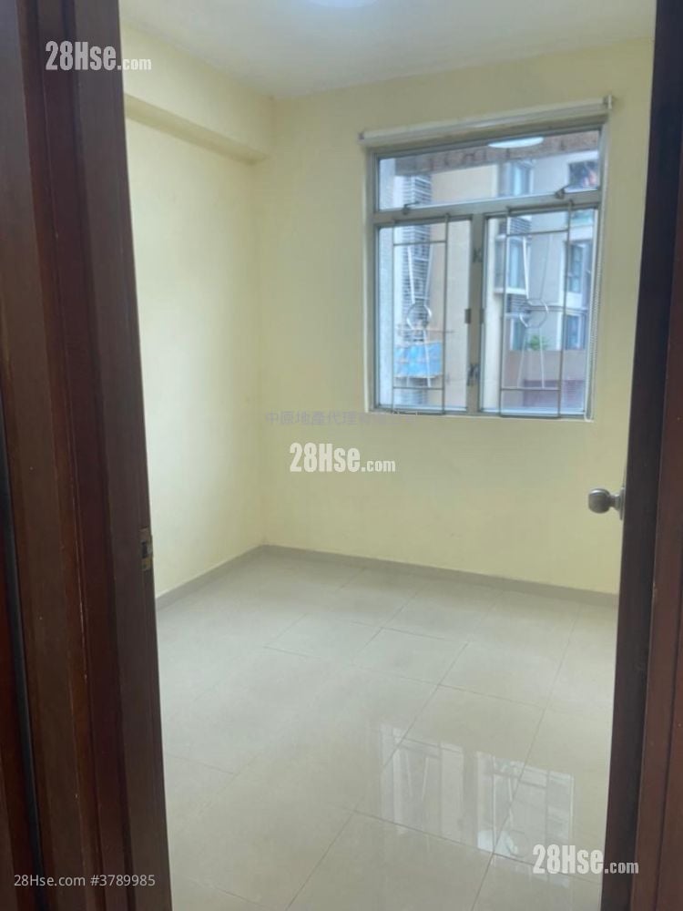 Plover Cove Garden Sell 2 Bedrooms 343 ft²