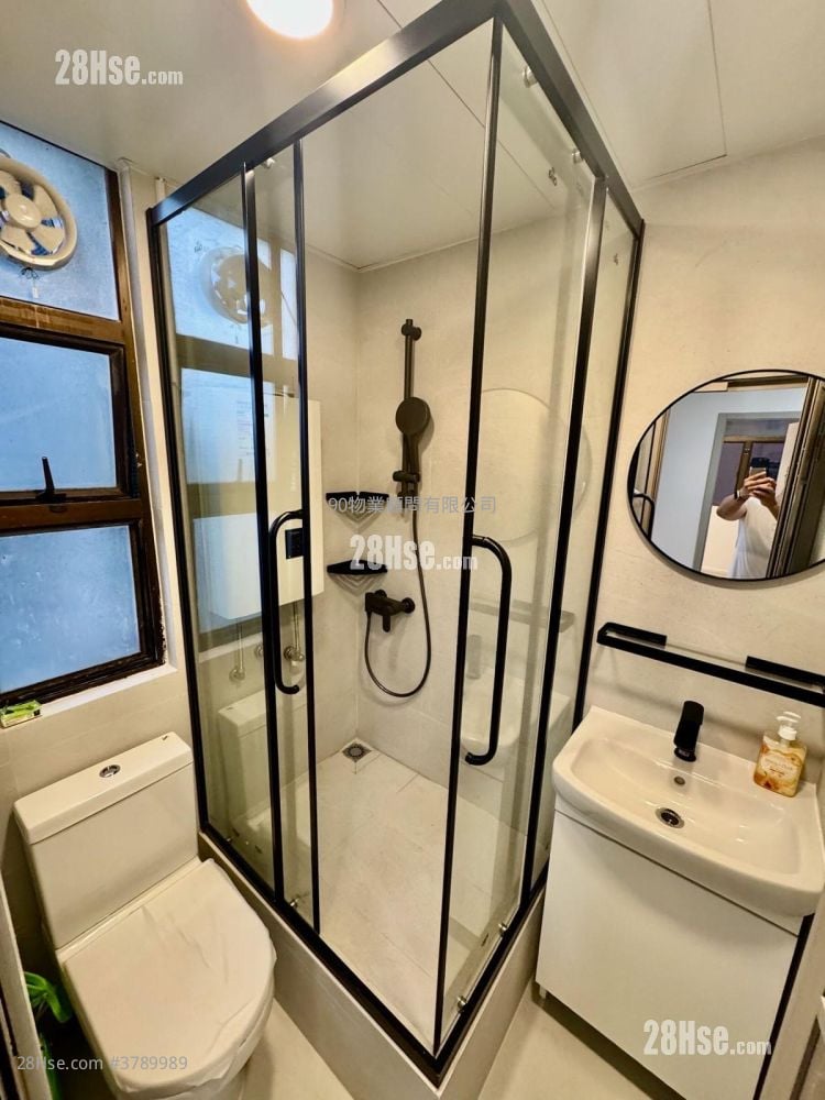 Kong Chian Tower Sell 285 ft²