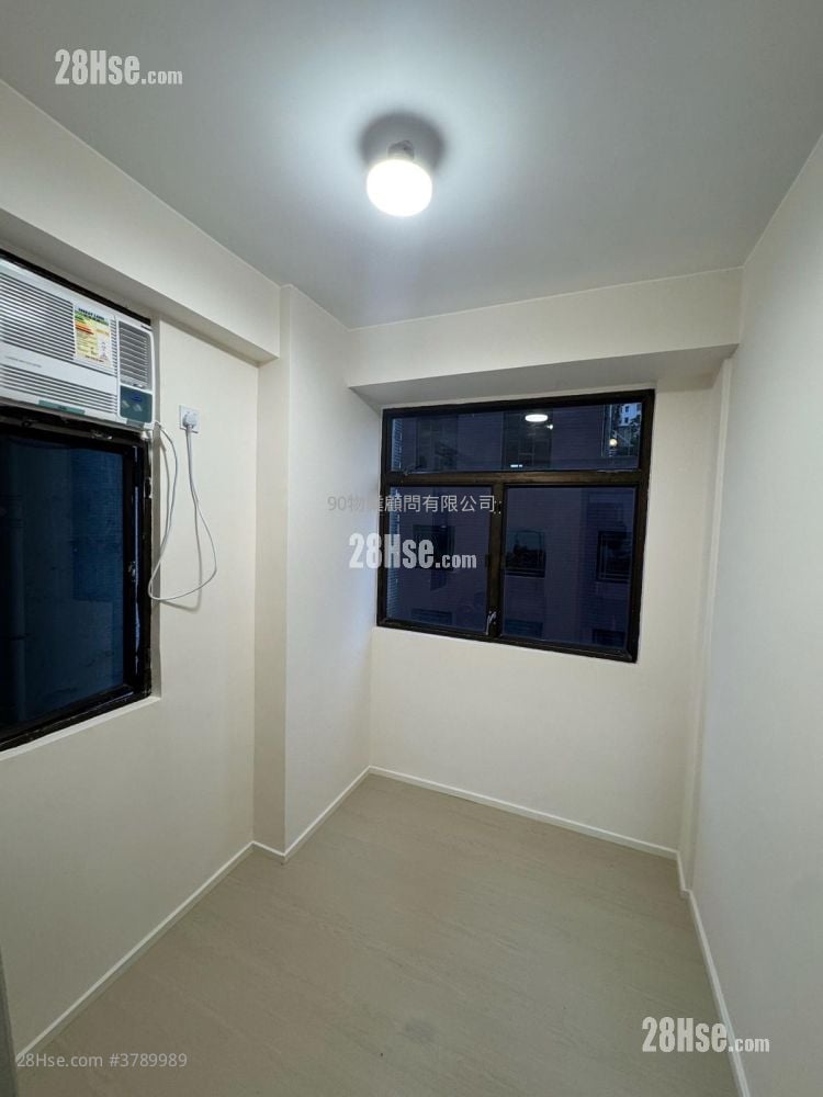 Kong Chian Tower Sell 285 ft²