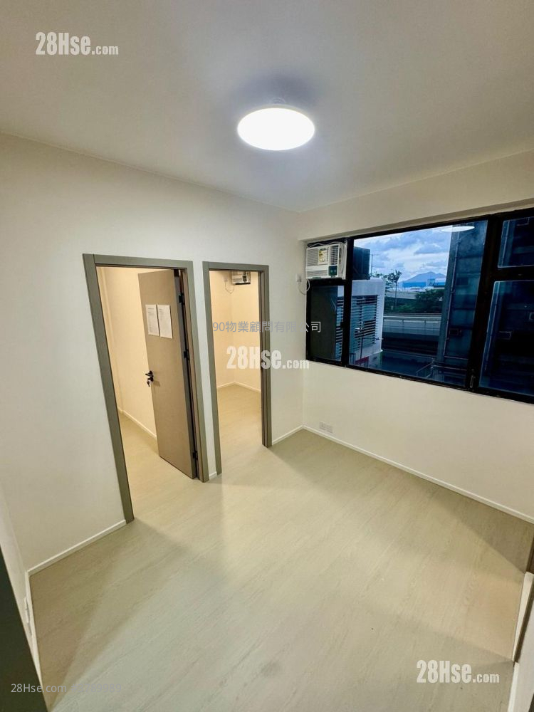 Kong Chian Tower Sell 285 ft²