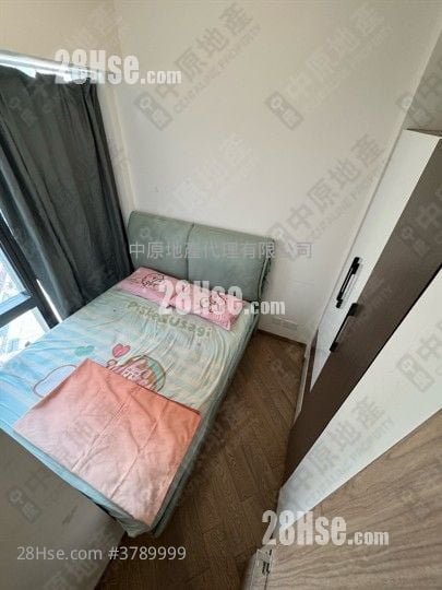 The Parkville Sell 2 Bedrooms , 1 Bathroom 422 ft²