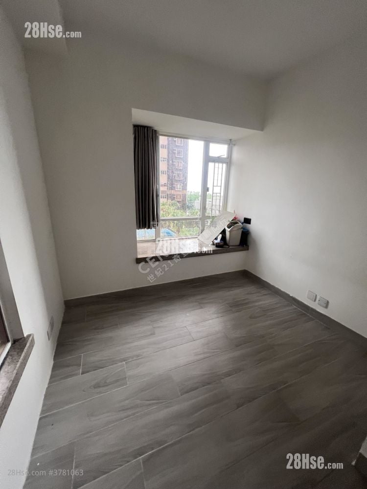 Sunshine City Sell 2 Bedrooms 404 ft²