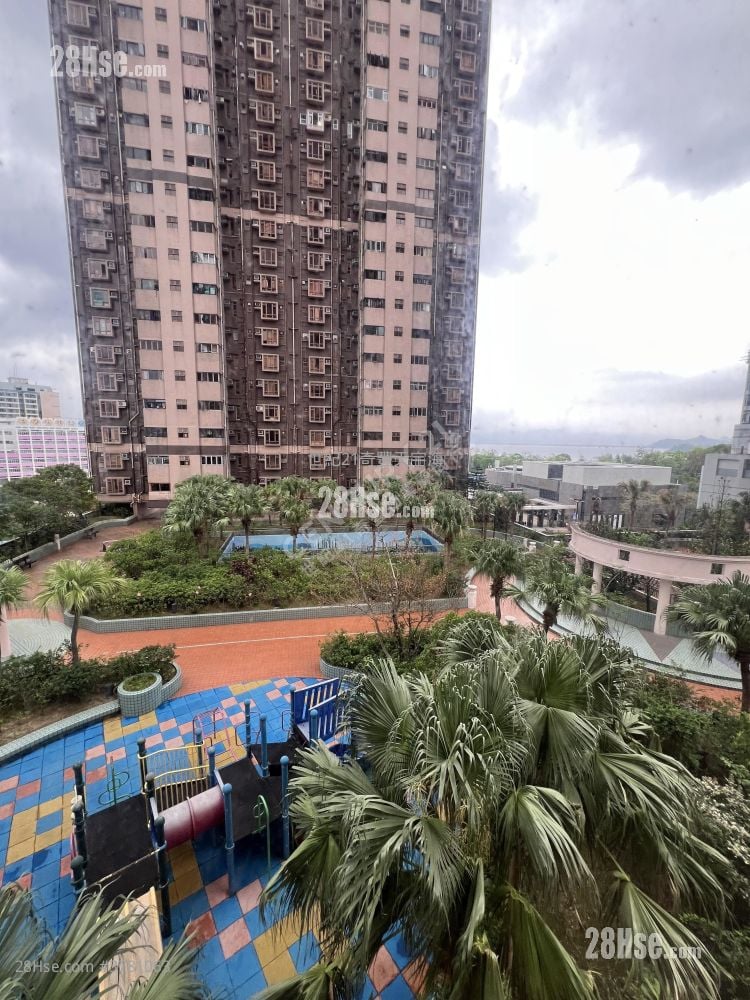 Sunshine City Sell 2 Bedrooms 404 ft²