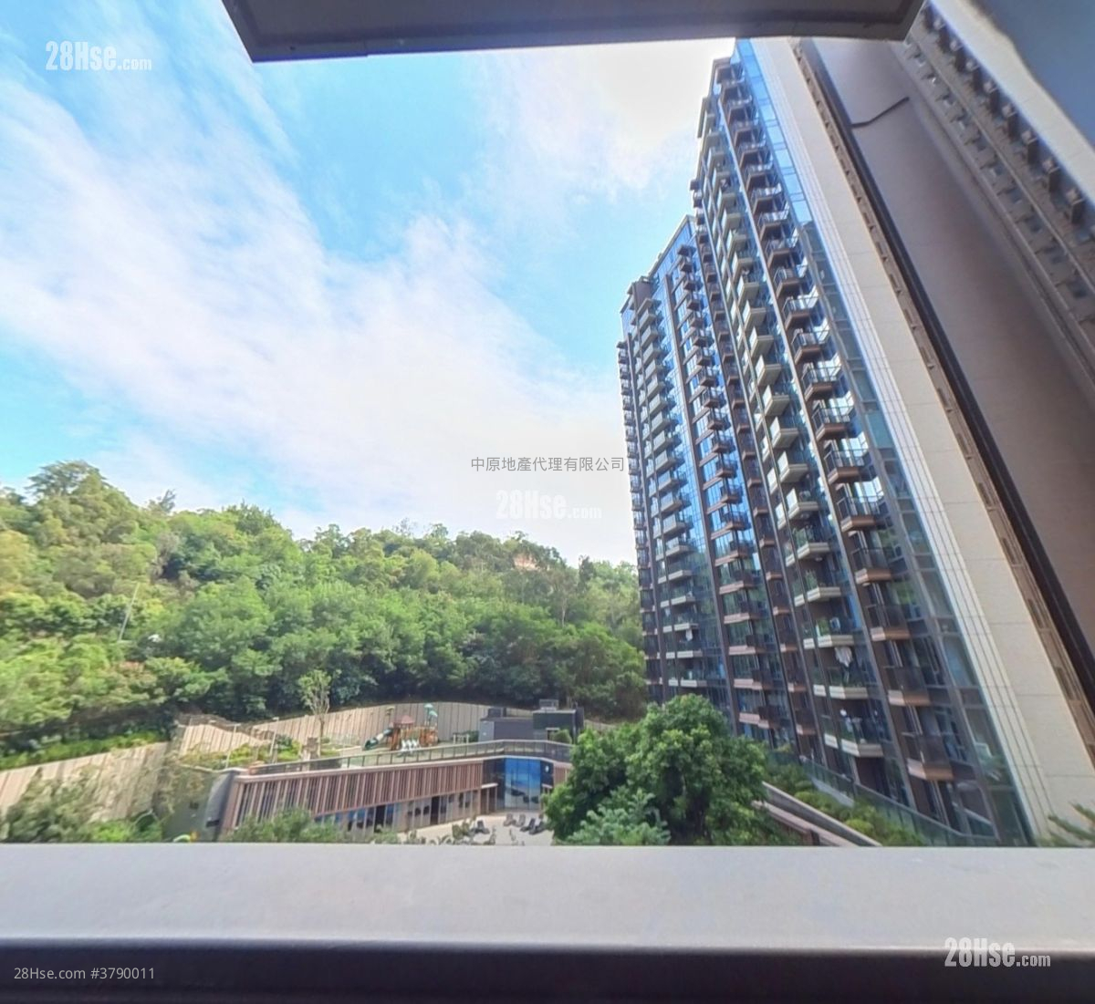 皓畋 售盘 3 房 1,046 平方尺