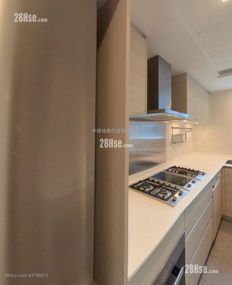 皓畋 售盘 3 房 1,046 平方尺