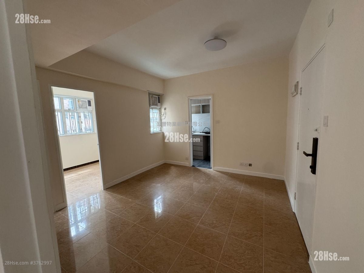 Fortune Building Sell 3 Bedrooms , 1 Bathroom 404 ft²