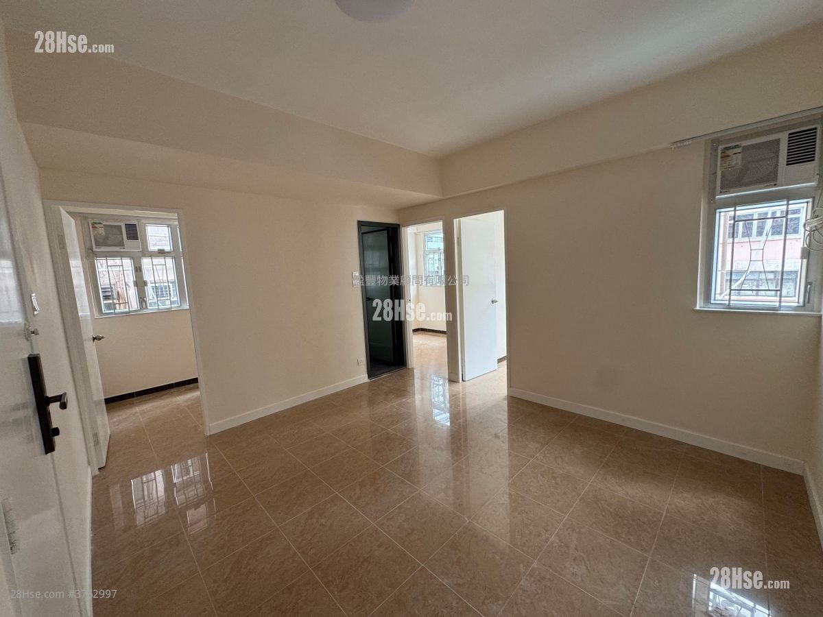 Fortune Building Sell 3 Bedrooms , 1 Bathroom 404 ft²