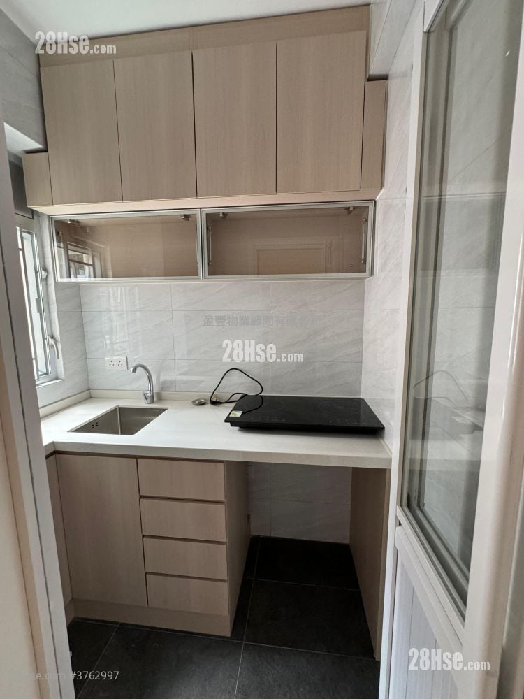 Fortune Building Sell 3 Bedrooms , 1 Bathroom 404 ft²