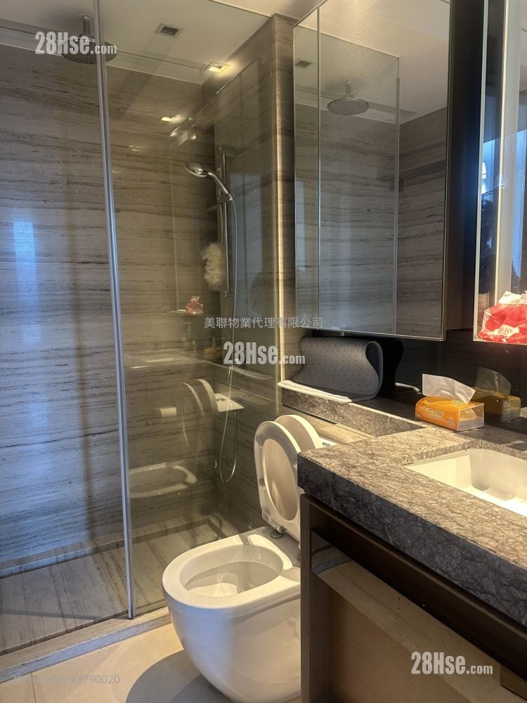 峻峦 租盘 3 房 , 2 浴室 927 平方尺