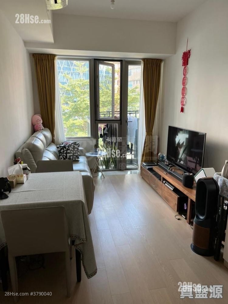 The Spectra Sell 1 Bedroom 363 ft²