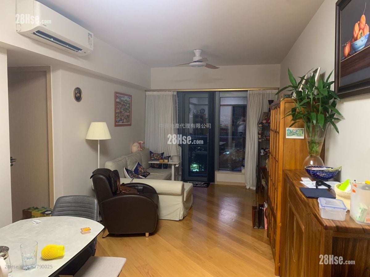 The Regent Sell 3 Bedrooms 870 ft²