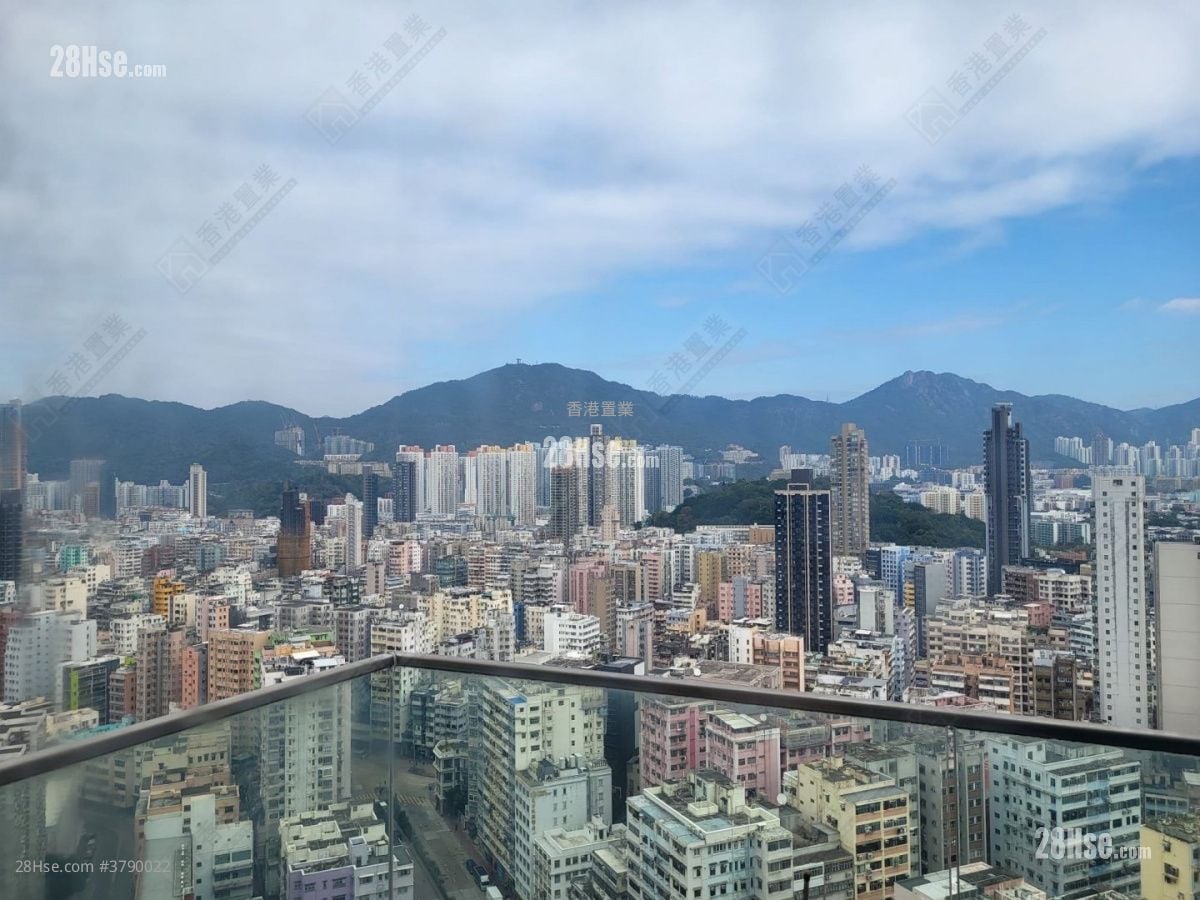 柏丰28 售盘 3 房 , 2 浴室 795 平方尺