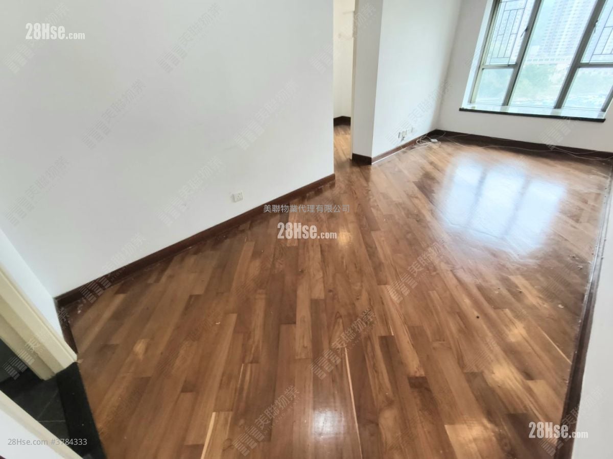 Tseung Kwan O Plaza Sell 2 Bedrooms , 1 Bathroom 459 ft²