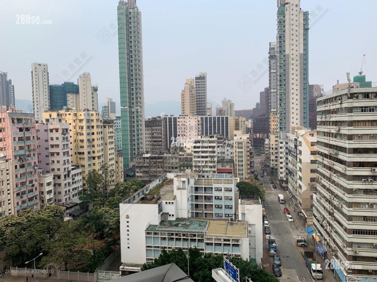 柏丰28 售盘 2 房 , 1 浴室 384 平方尺