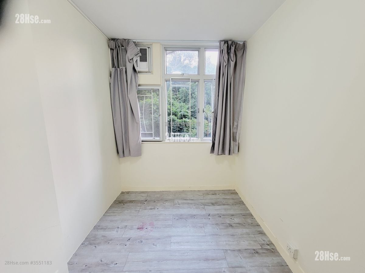 Kwong Yuen Estate Sell 2 Bedrooms , 1 Bathroom 443 ft²