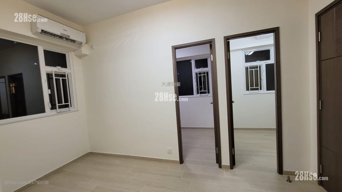 Lai Wan Building Sell 2 Bedrooms 354 ft²