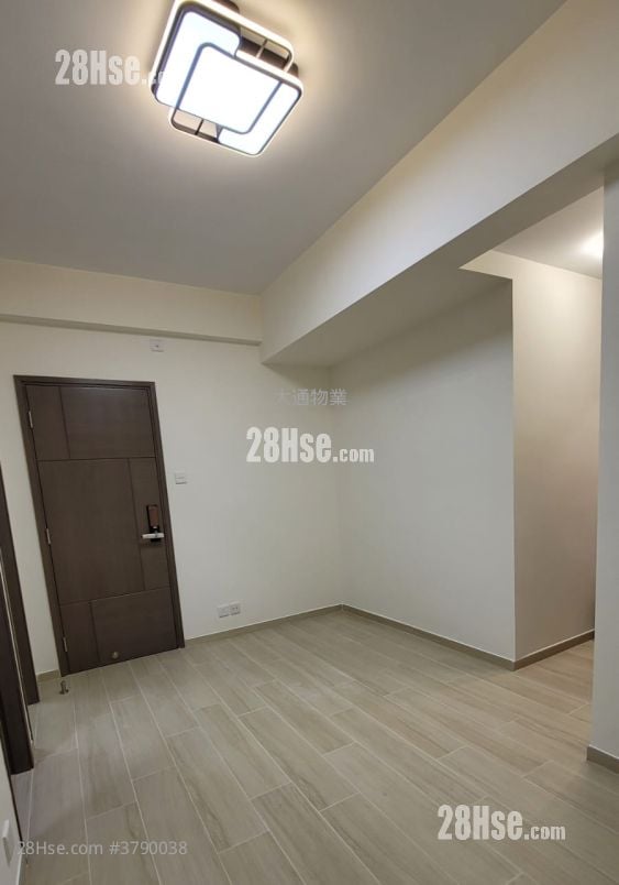 Lai Wan Building Sell 2 Bedrooms 354 ft²