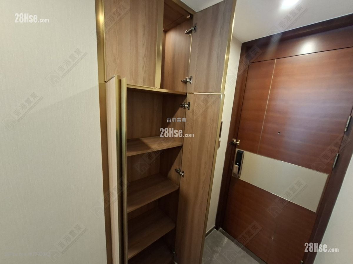 The Vertex Sell 1 Bedroom , 1 Bathroom 319 ft²