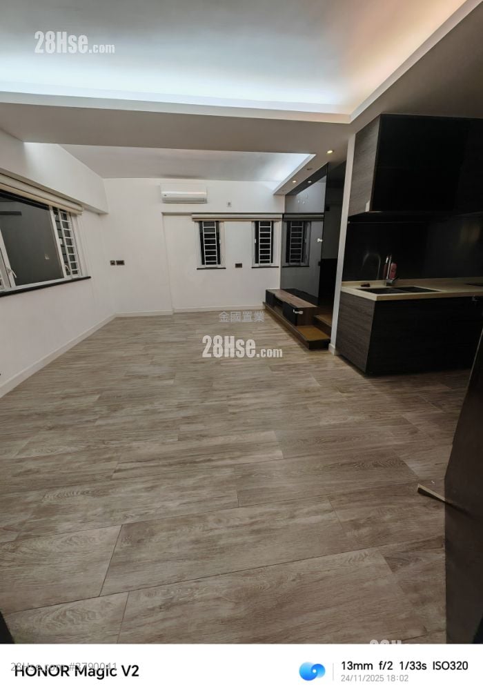 Creative Mansion Sell 2 Bedrooms , 1 Bathroom 493 ft²