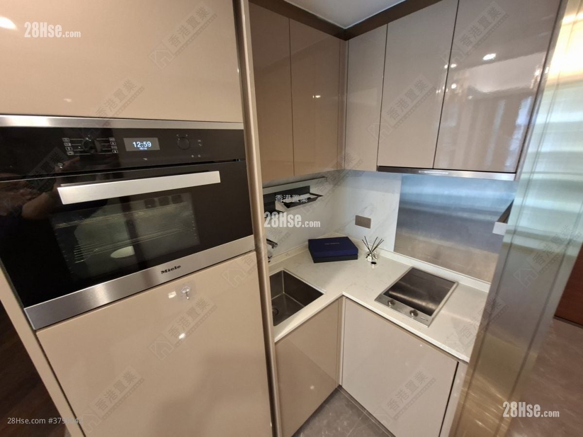 The Vertex Sell 1 Bedroom , 1 Bathroom 319 ft²