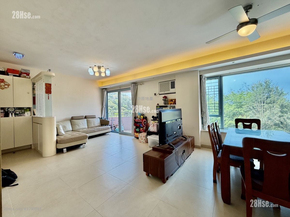 Peridot Court Sell 3 Bedrooms , 3 Bathrooms 1,155 ft²