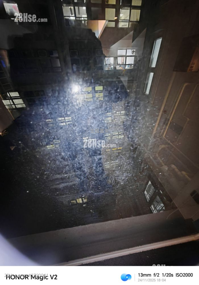 Creative Mansion Sell 2 Bedrooms , 1 Bathroom 493 ft²