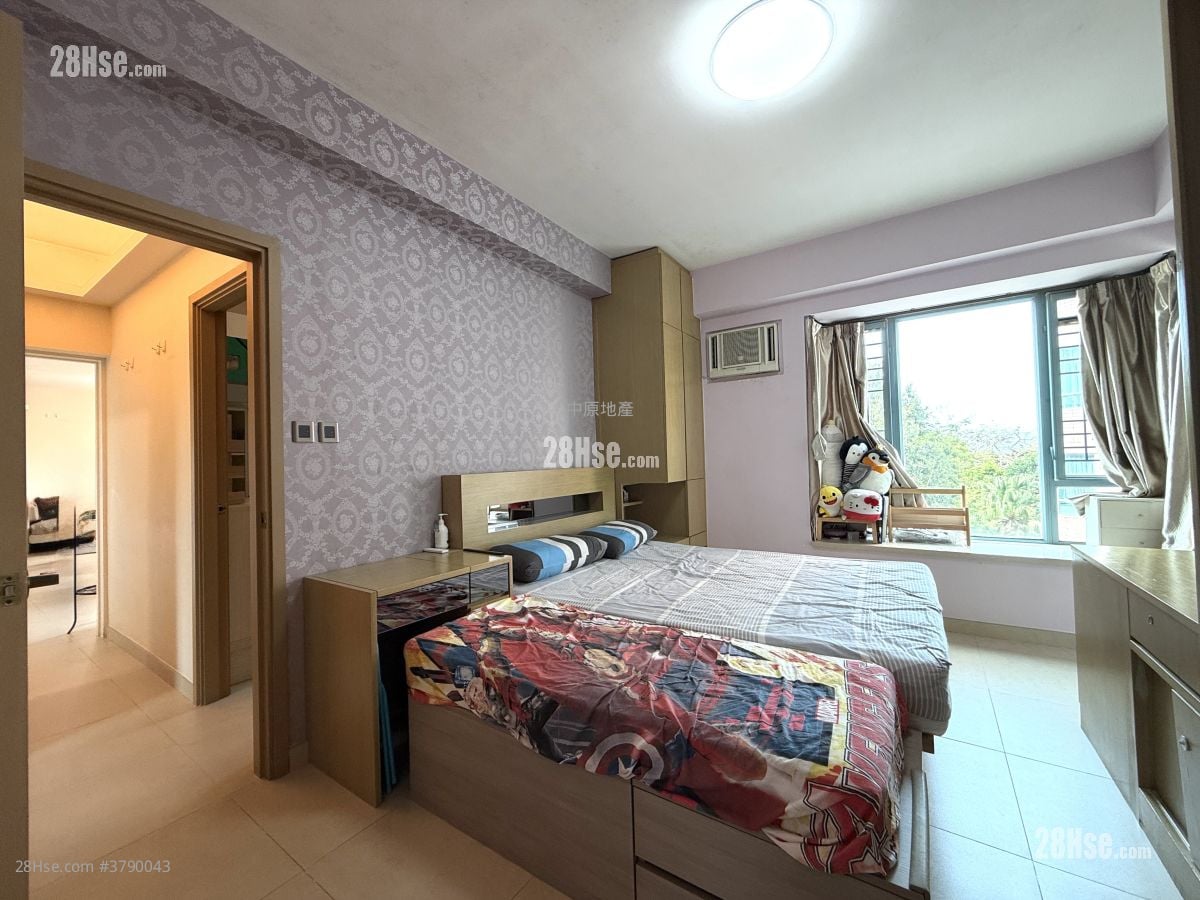 Peridot Court Sell 3 Bedrooms , 3 Bathrooms 1,155 ft²