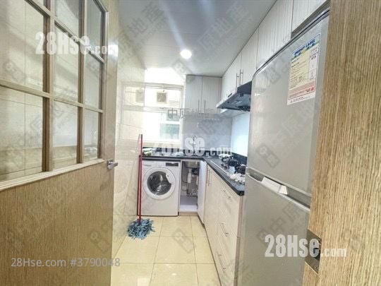 Vianni Cove Sell 3 Bedrooms , 2 Bathrooms 713 ft²