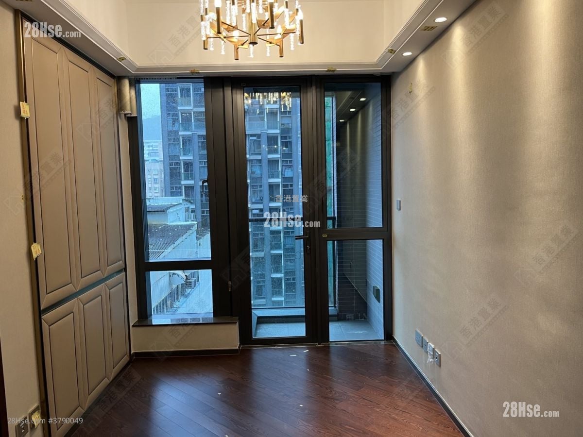 The Vertex Sell 2 Bedrooms , 1 Bathroom 435 ft²