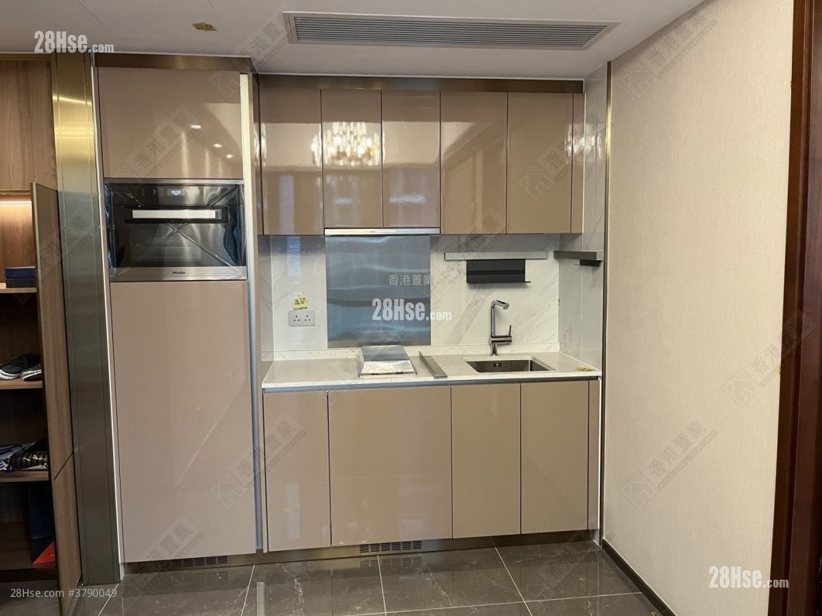 The Vertex Sell 2 Bedrooms , 1 Bathroom 435 ft²