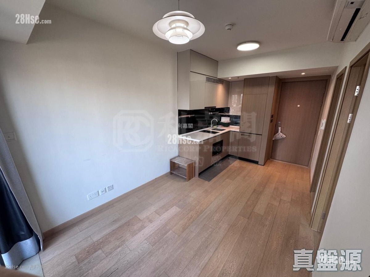 Sol City Sell 1 Bedroom 332 ft²