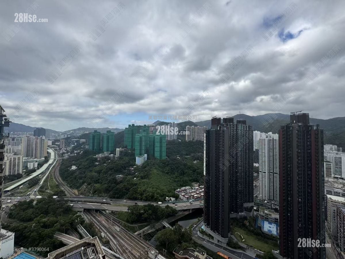 The Palazzo Sell 2 Bedrooms 558 ft²