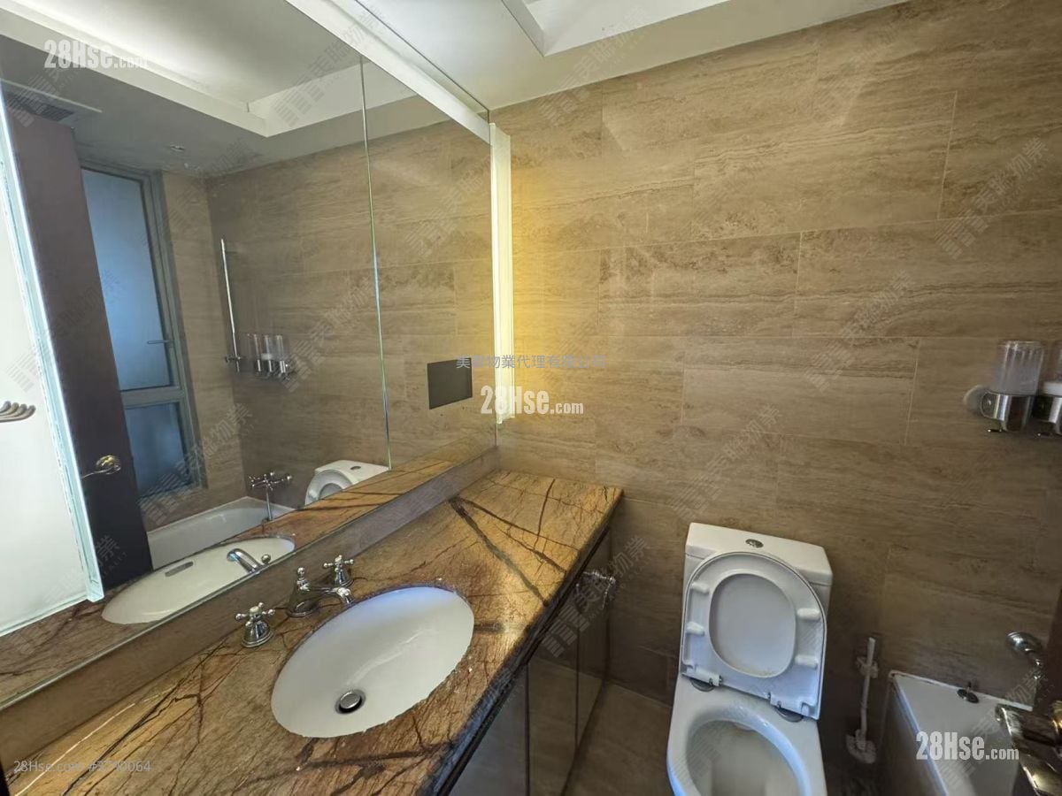 The Palazzo Sell 2 Bedrooms 558 ft²