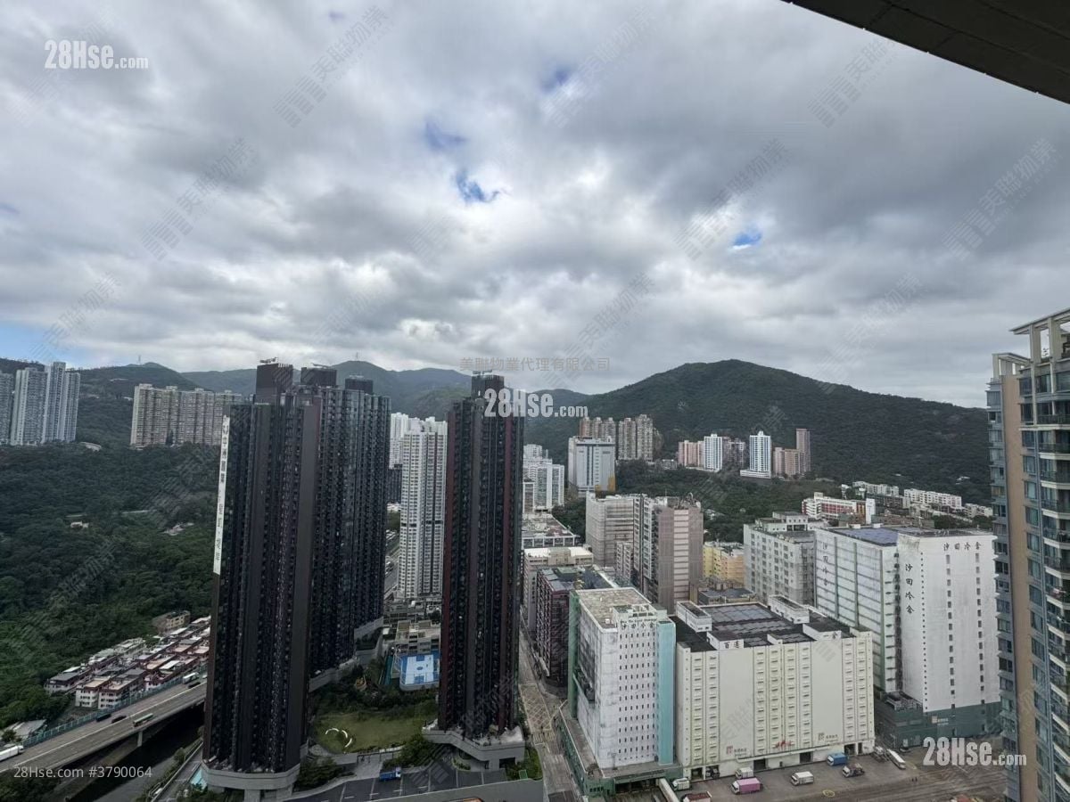 The Palazzo Sell 2 Bedrooms 558 ft²