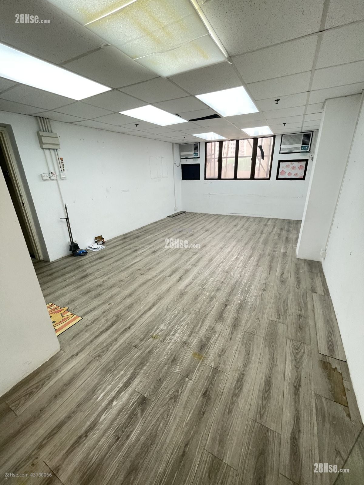 启如商业大厦 租盘 开放式间隔 , 1 厕所