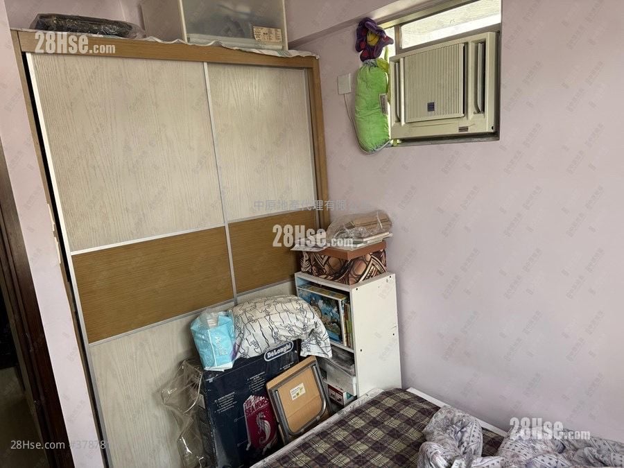 Serene Garden Sell 3 Bedrooms , 1 Bathroom 590 ft²