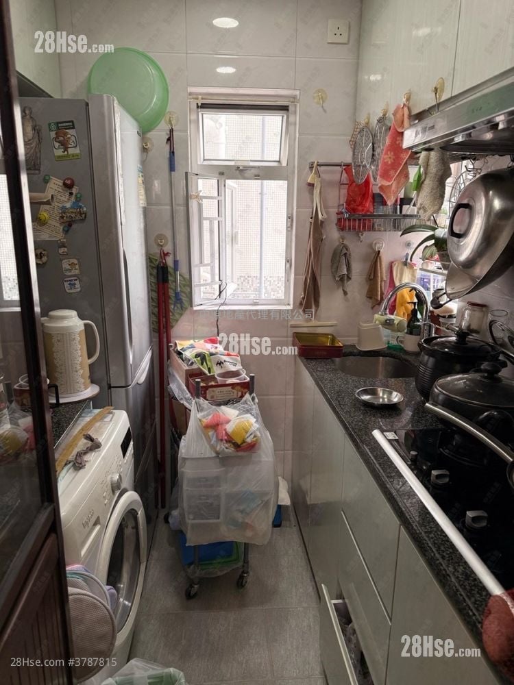 Serene Garden Sell 3 Bedrooms , 1 Bathroom 590 ft²