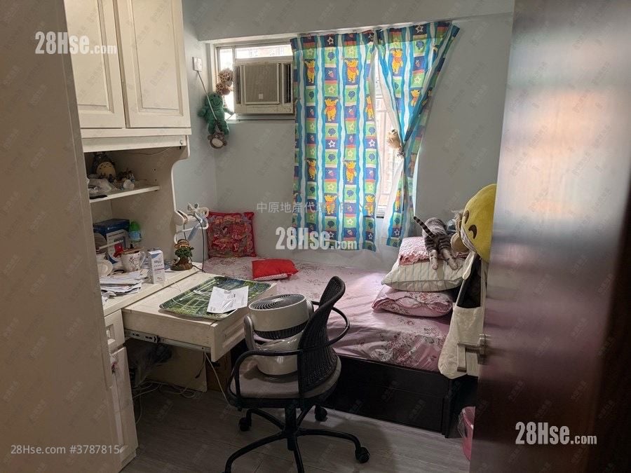 Serene Garden Sell 3 Bedrooms , 1 Bathroom 590 ft²