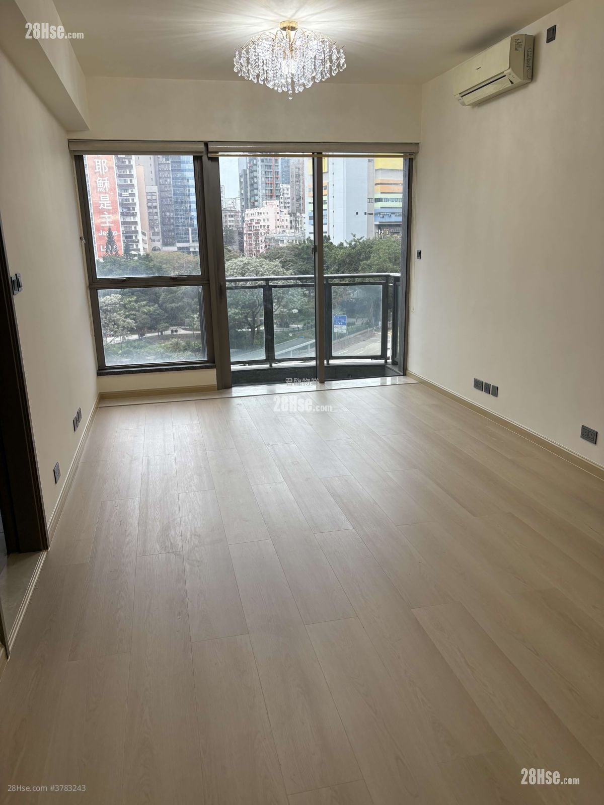 The Austin 租盘 3 房 , 2 浴室 890 平方尺