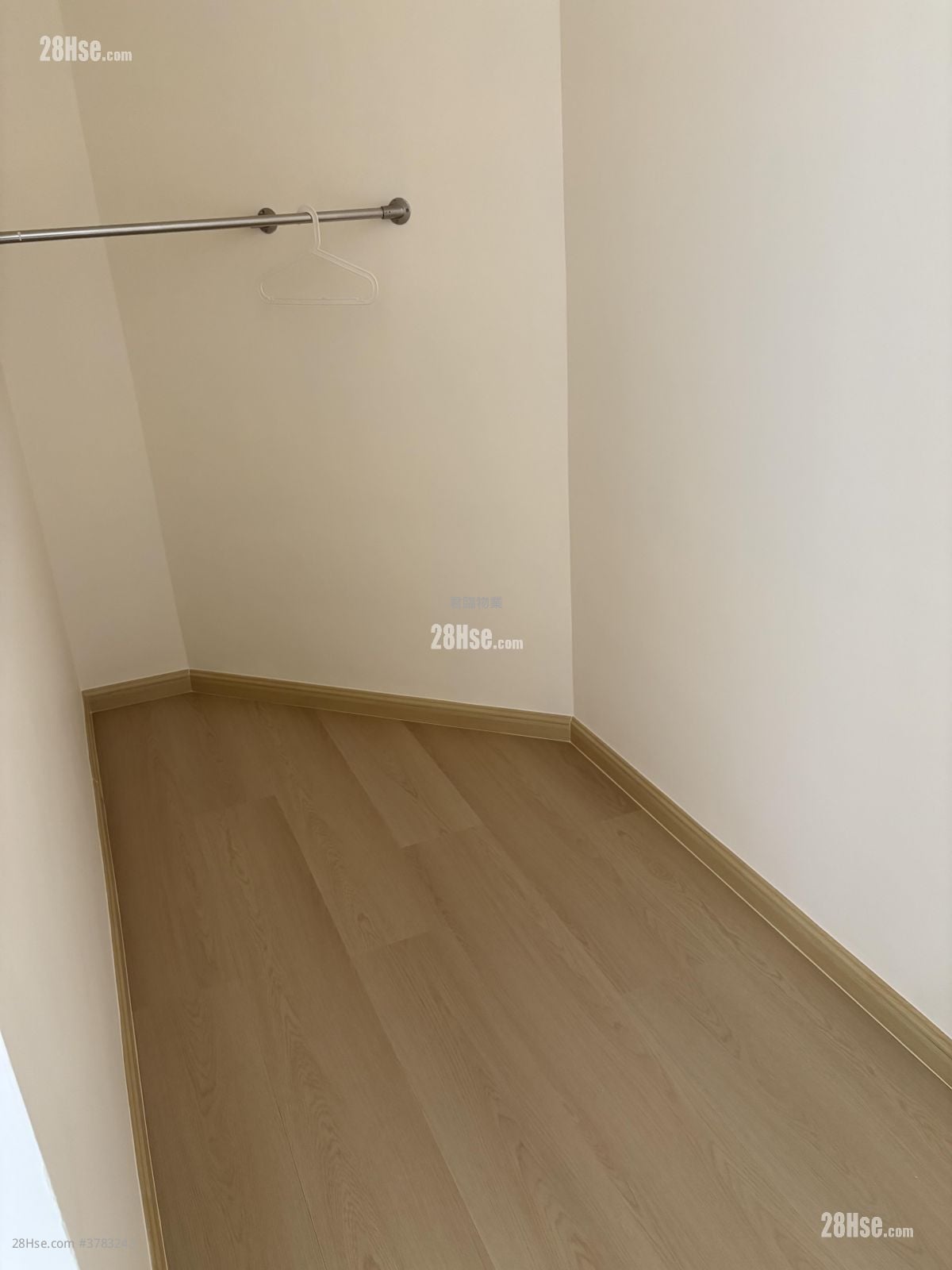 The Austin 租盘 3 房 , 2 浴室 890 平方尺