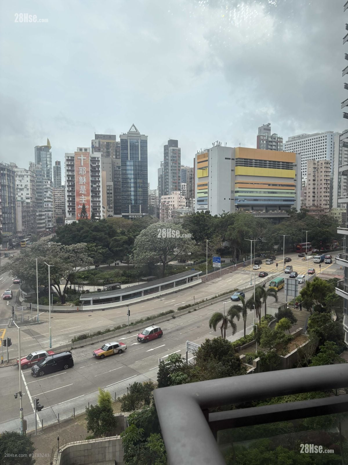 The Austin 租盘 3 房 , 2 浴室 890 平方尺