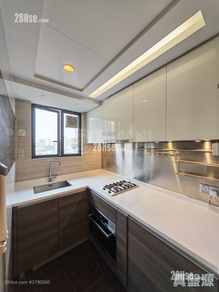 Park Signature Sell Studio 272 ft²