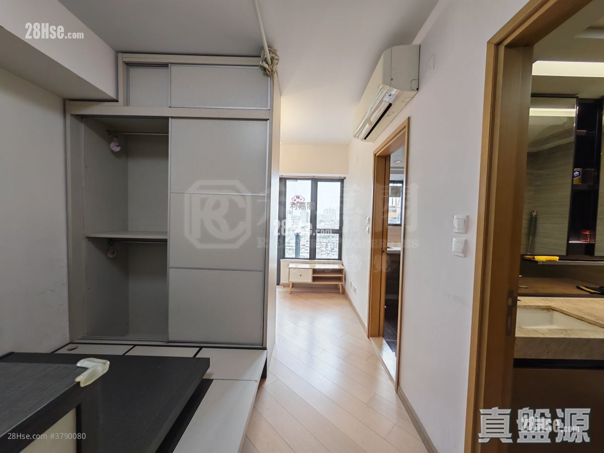 Park Signature Sell Studio 272 ft²